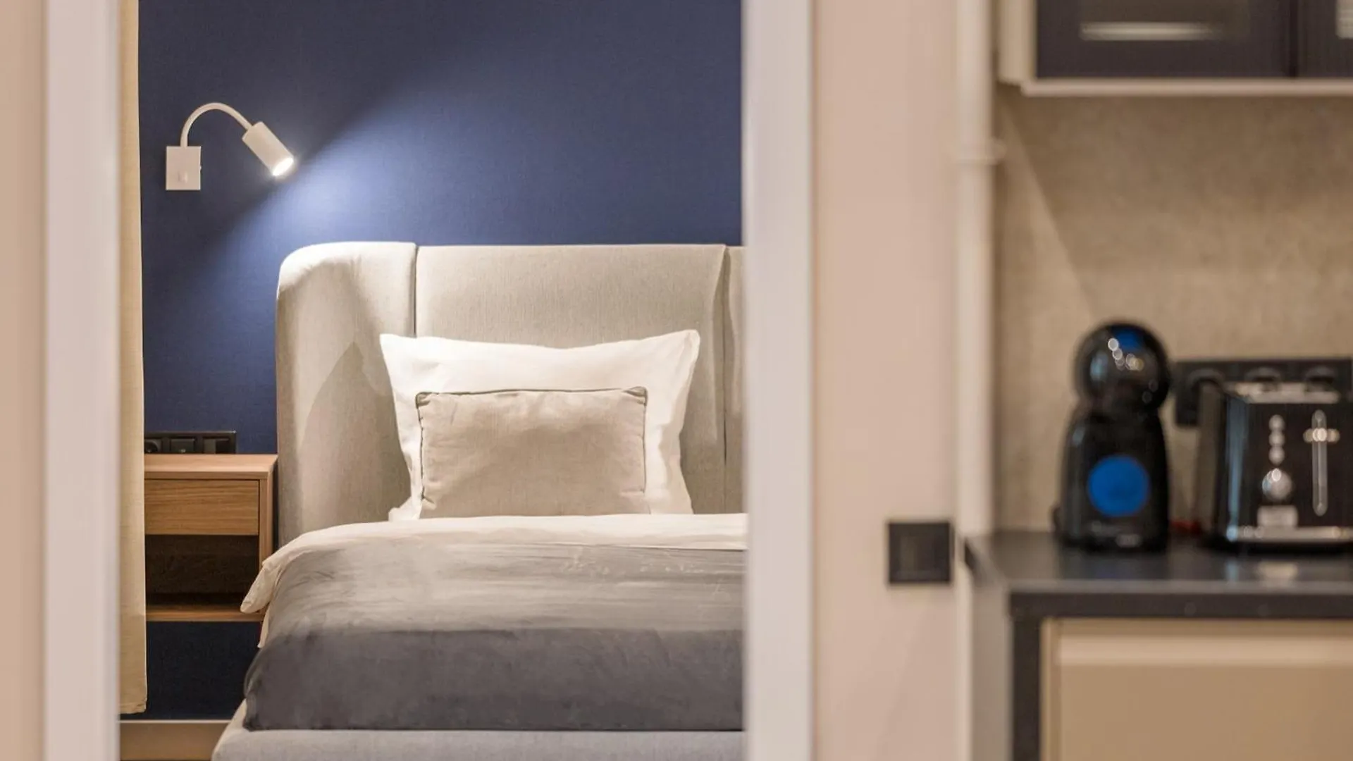 Maphi Bleu Apartment Budapest 0*,  Hungary